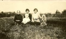 My great, great grandmother, Margaret Blalock Cashon with her daughters, Maude (my great grandfather Claude Lee Cashon's twin) and Lucy and a well-trained canine member of the family. Margaret was married to Jerome Washington Cashon. — with Margaret Blalock Cashon, Wynona Farrell, Maude Cashon Farrell - Twin to Claude and Lucy Cashon Woods.